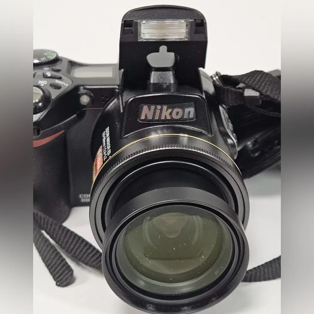 Rare Nikon Coolpix 8800 Digital Camera